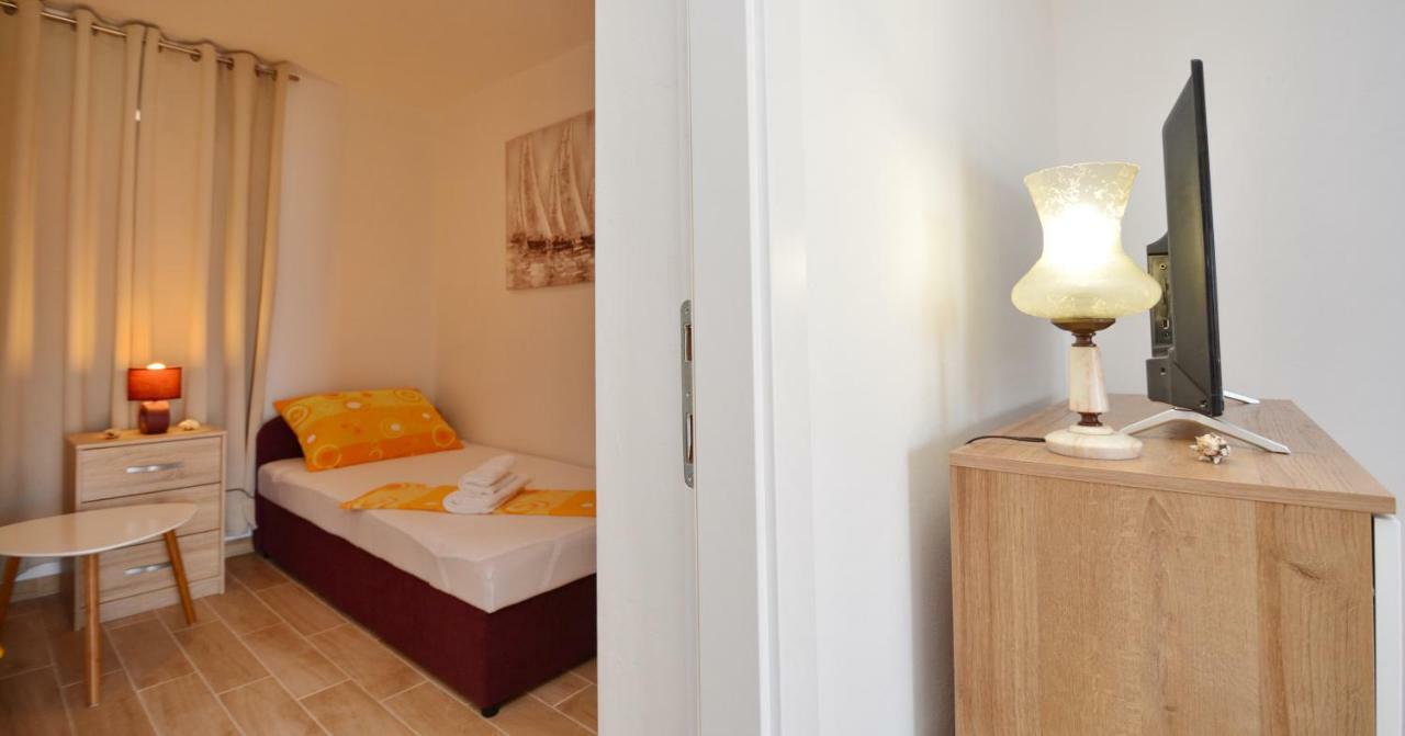 Apartmani Cesarec Basina Exterior foto