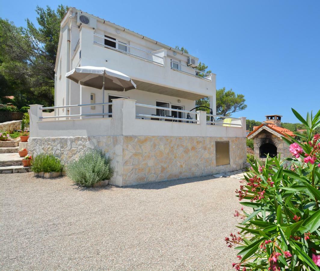 Apartmani Cesarec Basina Exterior foto