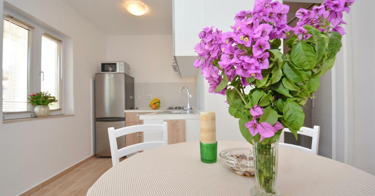Apartmani Cesarec Basina Exterior foto